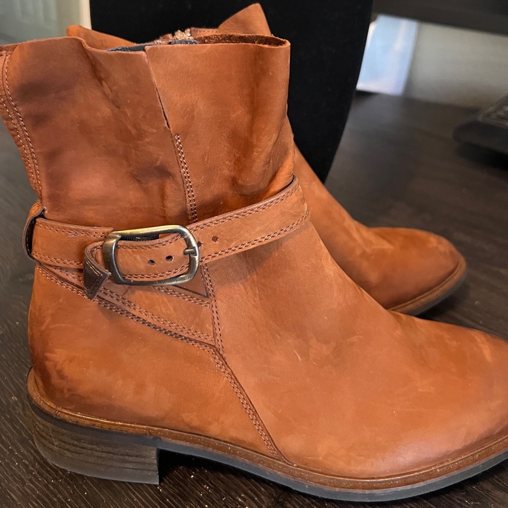 Paul Green Brown Leather Ankle Boots